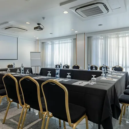 世界酒店 酒店 4*