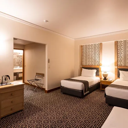Mundial Hotel Lisbon