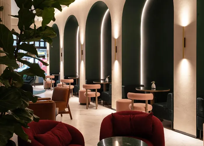 Готель Mundial 4*