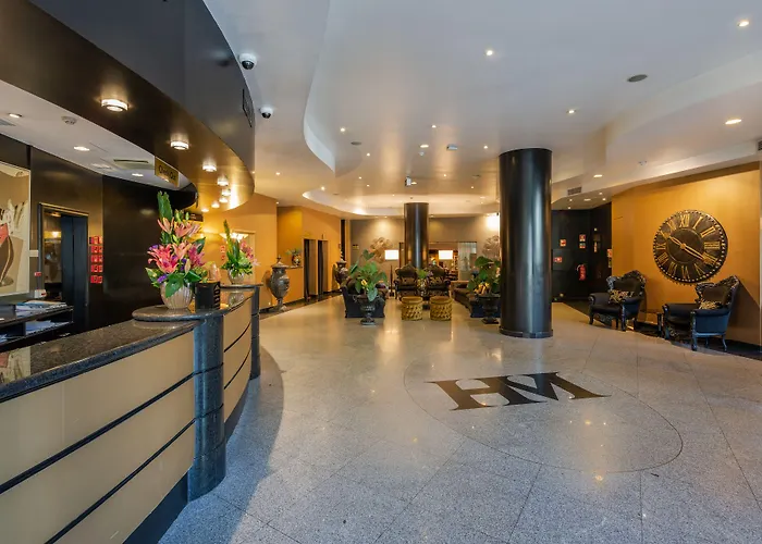 Готель Mundial 4*