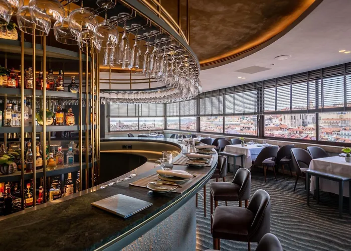 Готель Mundial 4*