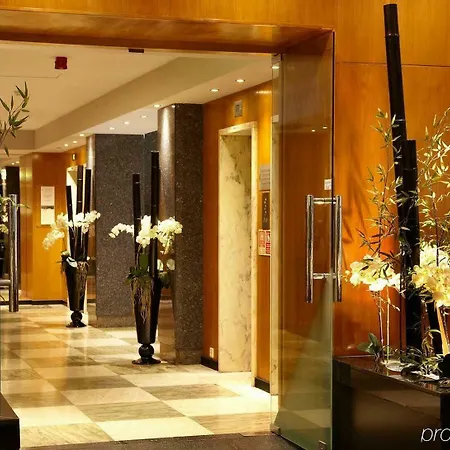 ムンディアル 4*